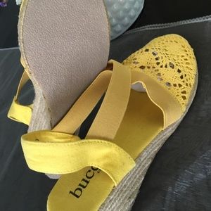 Bucco Kimora Espadrilles 8 can fit 8.5. Never worn